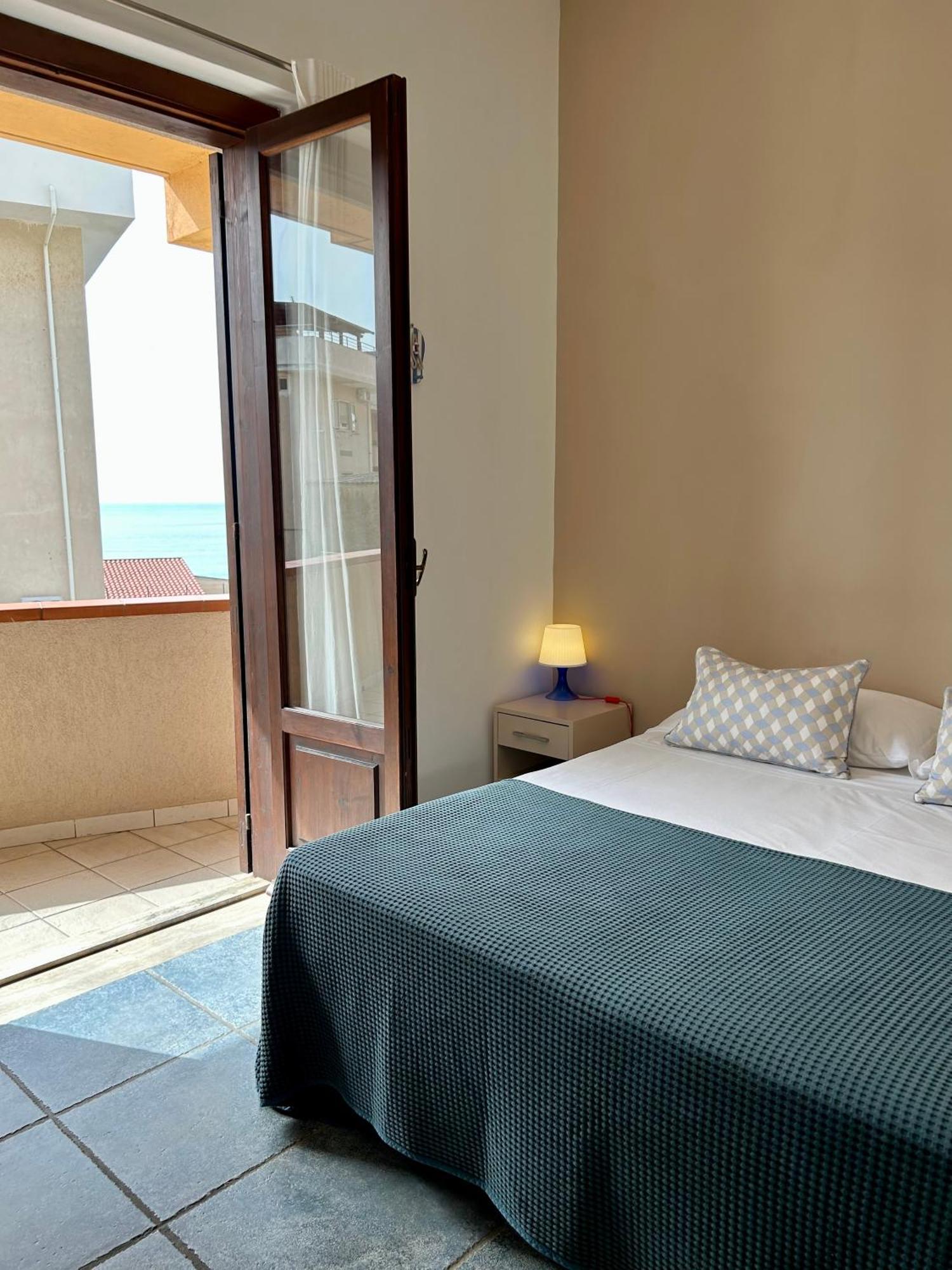 Bed and breakfast Arcobaleno Tropea Centro Extérieur photo